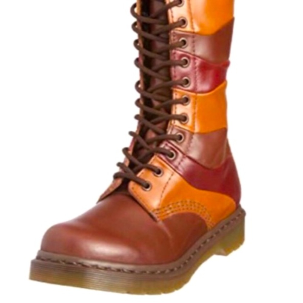 ๐๐๐โข โ Dr. Martenโs x No Autumn needed โโข๐๐ - Picture 1 of 16